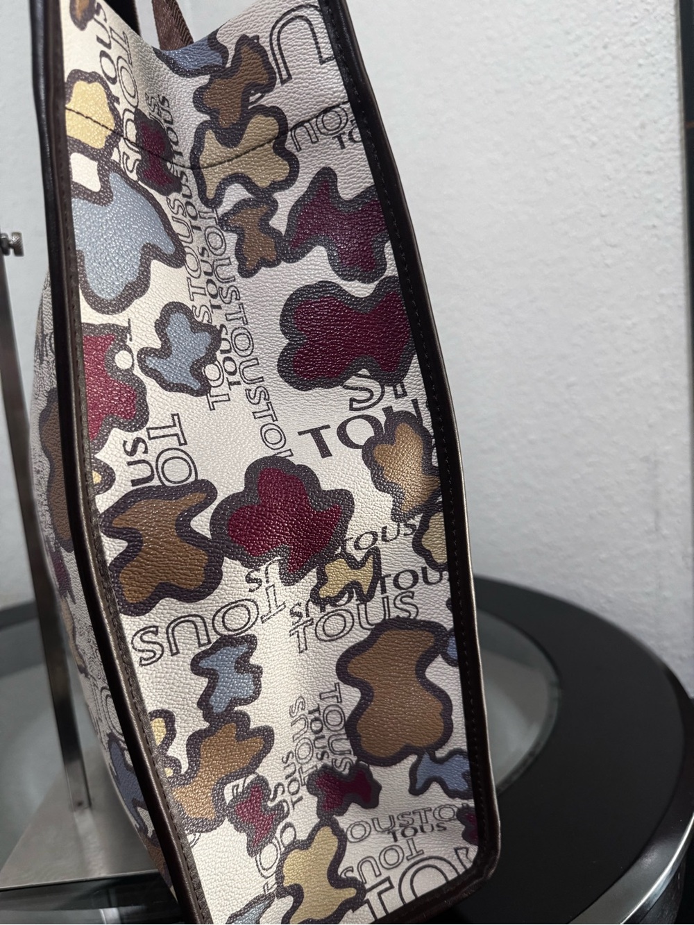 TOUS Beige Tote with Brown Handles and Multicolor Floral Motif - Picture 5 of 16